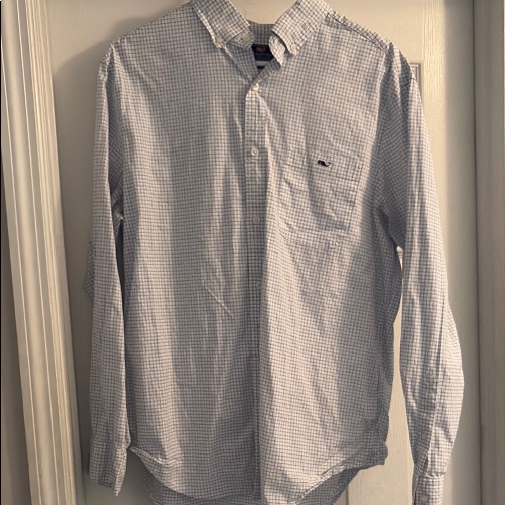 Blue Casual Button Down vineyard Vines Shirt with Classic Collar